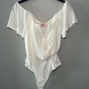 Willow & Root Off-Shoulder Bodysuit